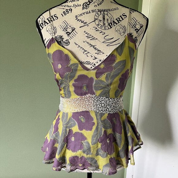 Australian designer 100% silk peplum top with floral design and sequins - Picture 1 of 13